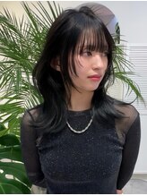 ファムウーマン(Femme woman)