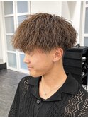 人気No.1ブラウンカラー×ツイスト