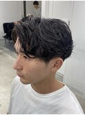 ツイストスパイラルパーマセンターパートツーブロックメンズ栄