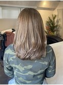 レイヤーミルクティーベージュミディアムレイヤー大人可愛い