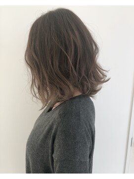 美容室 イズ 館林店(Iz) ミディアム外ハネSTYLE