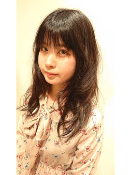 サロン ド ビューティー ラ デュース フェミニンロング&ディープカラー