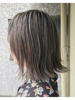 ネリネ(Nerine)&nbsp;切りっぱなしグレージュ