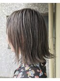 切りっぱなしグレージュ