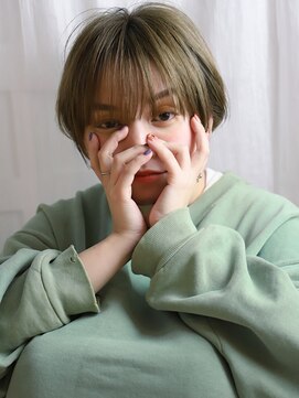 ライラ(Lyla) salonLyla ハイカジュアル丸みショートb