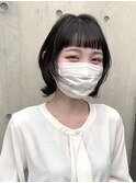ミニボブウルフレイヤー外ハネ顔まわりカット