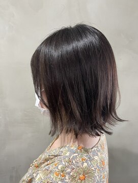 リンダイーロ(Linda Hiro) 【札幌円山 イルミナカラー/切りっぱなしボブ/オージュア】