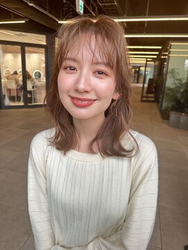 バイオレット 横浜店(Violet) くしゃバング大人ミディアムミルクティーベージュ