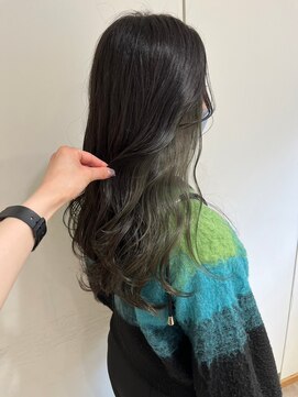 エミィ(emme) 【emme×笹川】イヤリングカラー×アッシュグレー