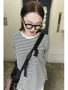 テラス(terrace) 前髪なしの切りっぱなしボブ