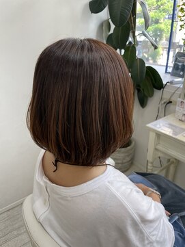 アルターシェリー(aL-ter che'rie) 内巻きボブ×レイヤー[黒髪/グレーベージュ/レイヤーロング]