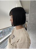 あごラインのぷつっとボブ/地毛カラー/グレージュ