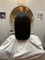 トラッド(TRAD) 毛先収まるミディアムカット