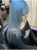 ペールブルー