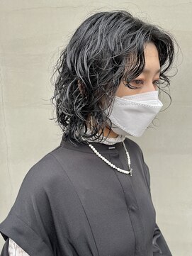 ヘアー アイス ルーチェ(HAIR ICI LUCE) ソフトウルフパーマ 黒髪パーマミディアムパーマ 大須 / 井上