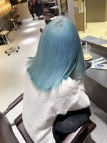 シー(SHE) アクアブルー×ターコイズブルー