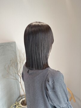 シスイ(sisui) 切りっぱなしボブ/ストレート