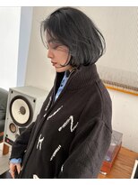 ネスト(NEST)&nbsp;ゆるっとボブ・ネイビーブルー