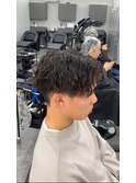センターパート×ツイストスパイラル