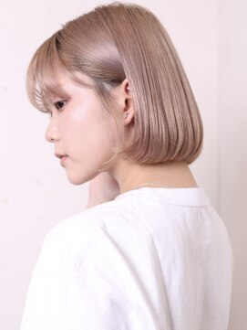 ヨファヘアー 岡本店(YOFA hair) 似合わせカット大人ガーリーハイトーンショートボブ0205