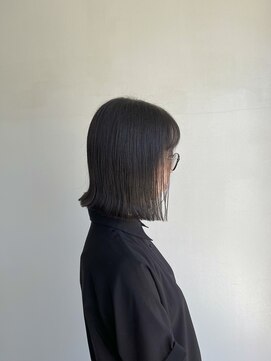 チル(CHILL) 切りっぱなしボブ