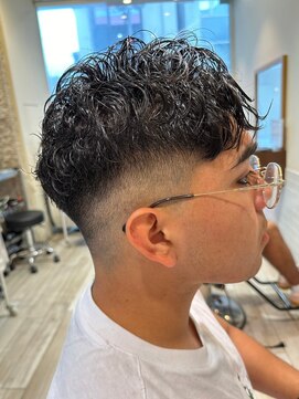 クラップス 横須賀中央店(CLAPS) 横須賀中央メンズカットメンズパーマツイストパーマ波巻きパーマ