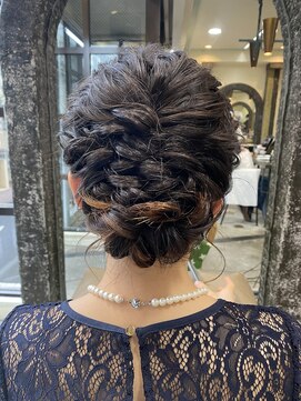 スタジオドーム(studio DOmE) もこもこルーズシニヨン[30代/40代/50代]