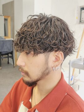 フィフス 原宿(fifth) 波巻きパーマメンズマッシュ刈り上げツイストスパイラルパーマ