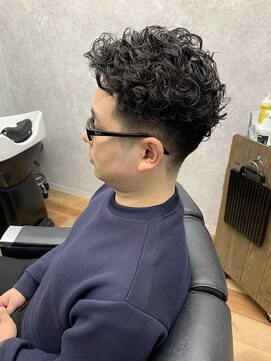 ティーズ アカサカ(T's AKASAKA) メンズパーマ