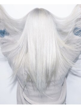 ガルテ(GARTE) SNSで万バズ！ホワイトカラー！