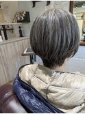 グレイヘアショート