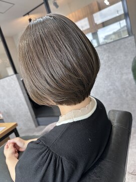 ルアナ(Luana) 大人ナチュラルボブ