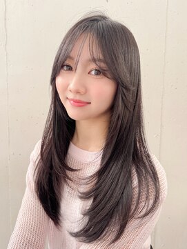 ビーチ(BEACH) 黒髪/レイヤーカット/韓国ヘア/小顔/前髪長め/オリーブグレー