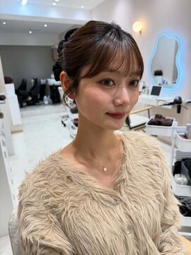 ロエ(LOE) 顔周りカット×チョコレートブラウン