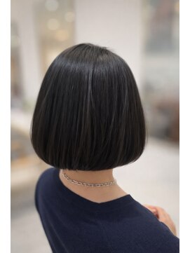 テラス アヴェダ 大丸心斎橋店(Terrace AVEDA) 大人ツヤボブ［20代/30代/40代/50代］