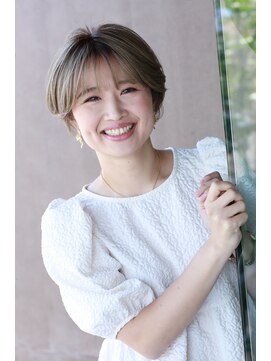 アンヘアナチュラル 丸みショート