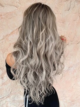 ディバイス(Device) 【Device心斎橋】外国人風Ｗカラー