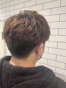 バーバーショップ ヘアーレストホーム(Barber Shop HAIR REST HOME) メンズツーブロバーバーパーマ束感カラースパ20代30代