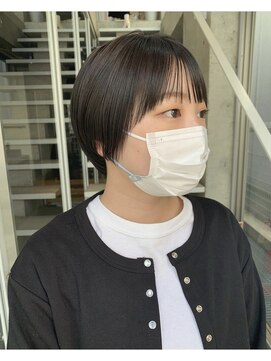 ローウェ 表参道(Louwe) マッシュショート/地毛風カラー