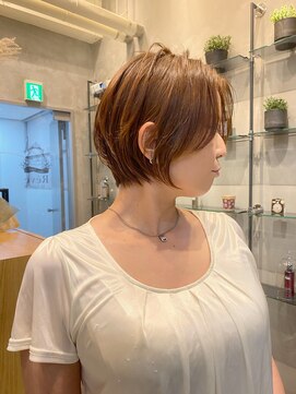 レーヴバイロンド 仙台(Reve by Lond) まとまる似合わせショート　外ハネボブ　ペールベージュ