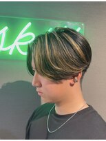 スキル(SKILL)&nbsp;センターパート/ニュアンスパーマ/メンズ縮毛矯正/パーマ落とし