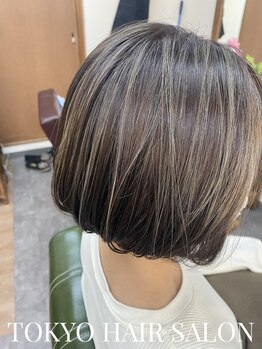 東京ヘアーサロンの写真/上品な色味と艶感溢れるグレイカラー◎ダメージを抑えた厳選の薬剤を低価格で♪人気のデザインカラーも