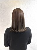 外ハネミディアム×オリーブブラウン