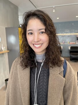 ナループロア ハチ(Nalu pu loa hachi) ハードパーマ/くるくるパーマ/ドライパーマ/強めパーマ