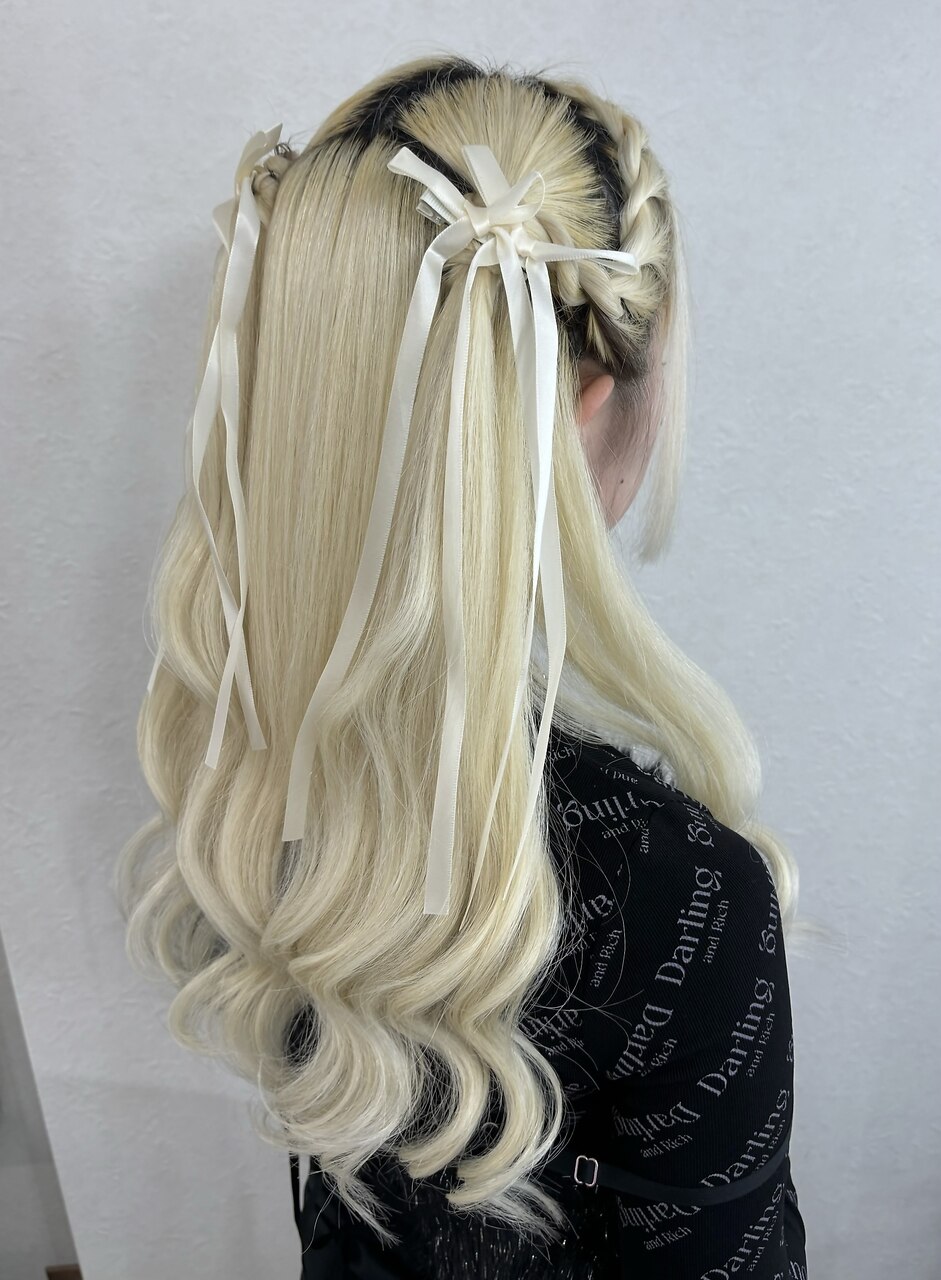 三つ編みハーフツイン：L220546098｜ヘアセット専門店 ナゴミ 渋谷店