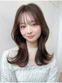 後れ毛が可愛い顔周りレイヤー/ナチュラルアッシュ/顔周り