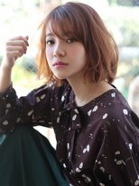 ヴィヴィ(VIVIE)&nbsp;アプリコットオレンジハイライト切りっぱなしボブウェーブラウン