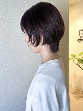 エミス バイ メルト 吉祥寺(emis by melt) 【吉田江梨】顔周りレイヤーショート小顔ヘア暖色暗めカラー人気