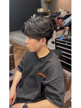 スキル(SKILL) 【SKILL】メンズ/ブリーチ/眉毛/パーマ/フェザーパーマ/