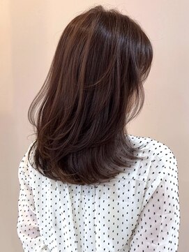 レジナヴィータ 栄(Reginavita) アッシュブラウン レイヤーカット 髪質改善 透明感カラー 美髪